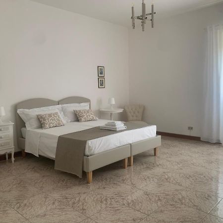 Porta Napoli Rooms Lecce Eksteriør billede