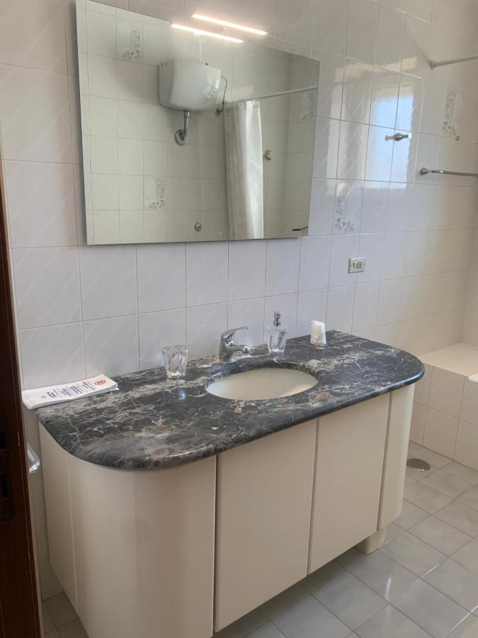 Porta Napoli Rooms Lecce Eksteriør billede