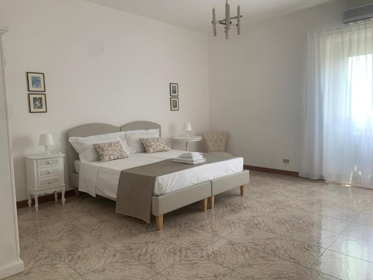Porta Napoli Rooms Lecce Eksteriør billede